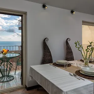 Giasone , Taormina Italia